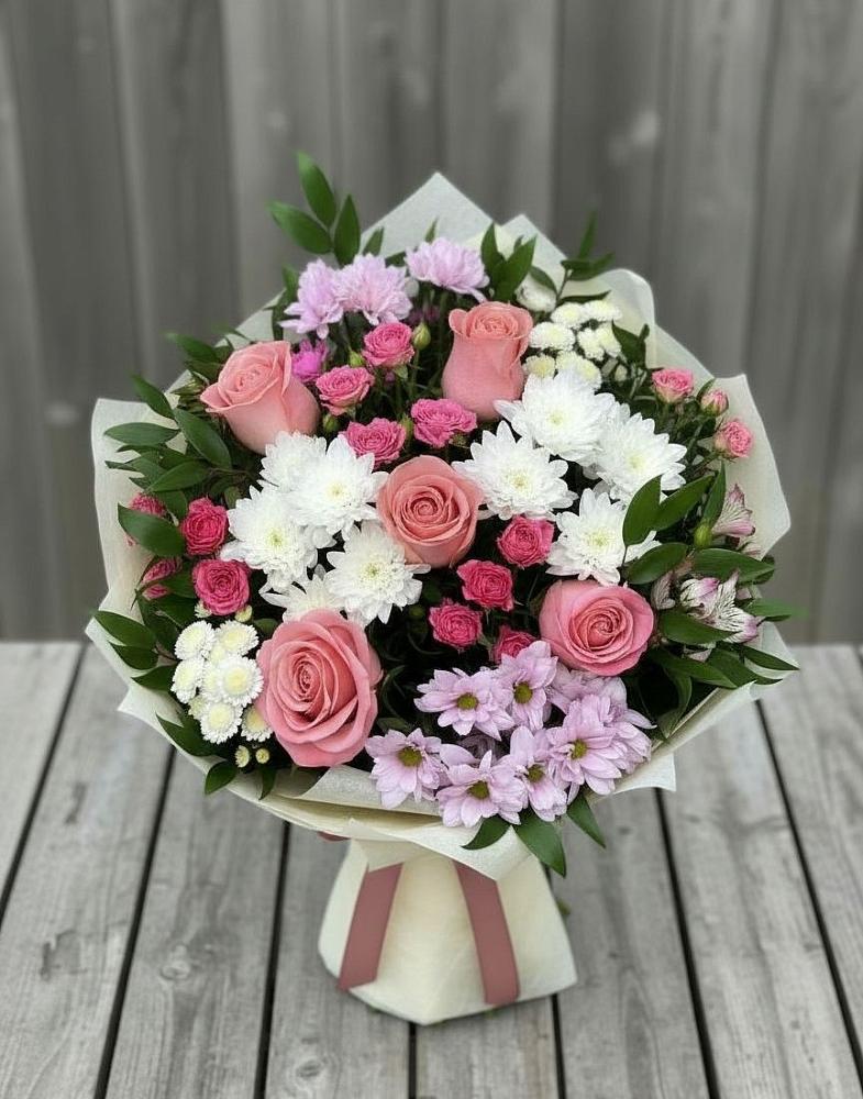 Букет цветов из: Альстромерии, Гвоздики, Розы и Хризантемы в Новоильинском