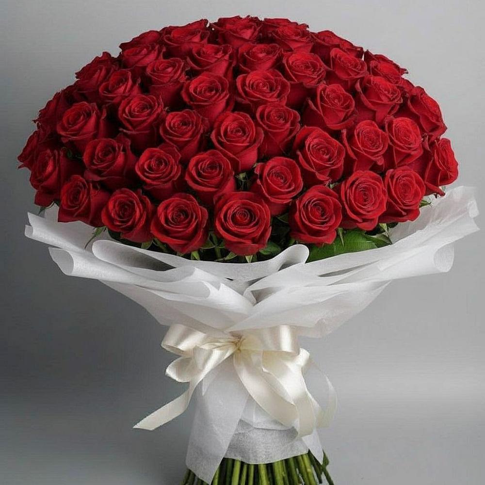 Букет 101 Красная роза Блэк Мэджик в Новоильинском