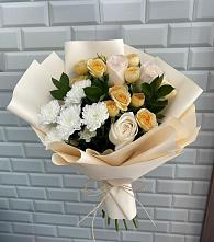 Букет цветов из:  Розы и Хризантемы в Новоильинском