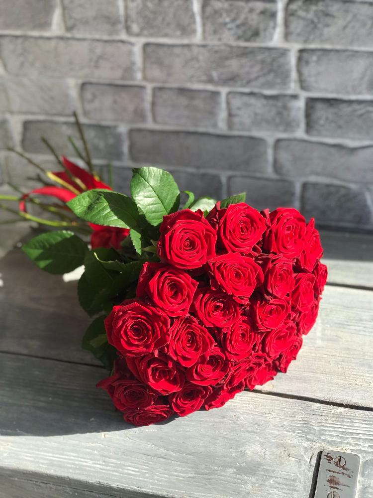 Букет Красные розы Фридом в Новоильинском