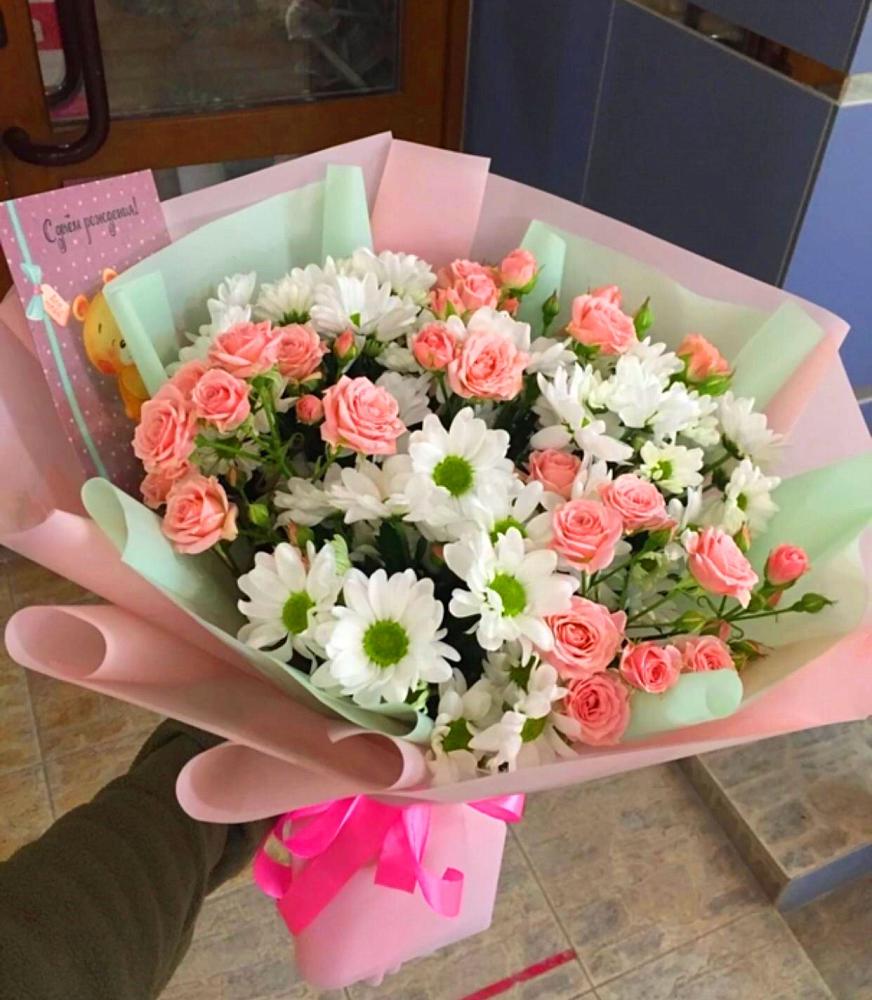 Букет цветов из: Розы и Хризантемы в Новоильинском