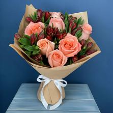 Букет цветов из:  Розы и Альстромерии в Новоильинском