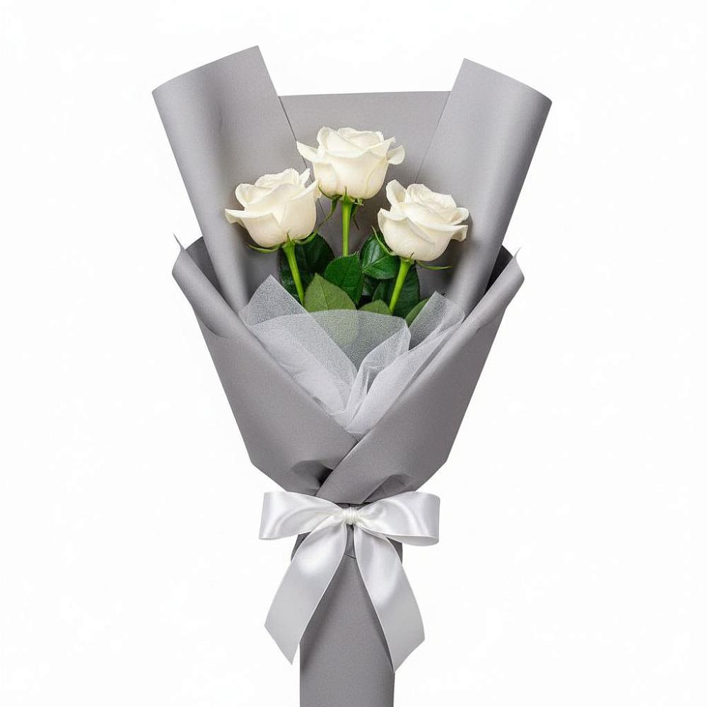 Букет 3 белые розы в Новоильинском