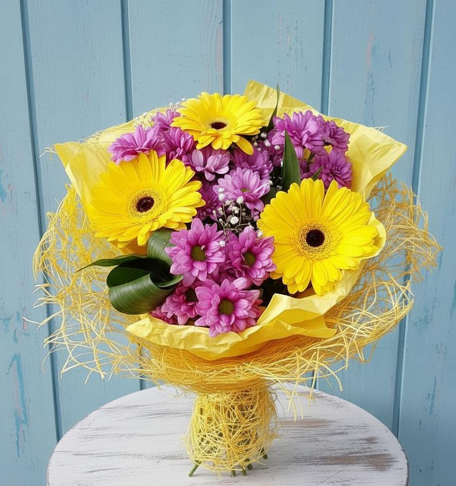 Букет цветов из: Хризантемы и Герберы в Новоильинском