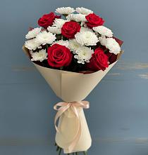 Букет цветов из:  Розы и Хризантемы в Новоильинском