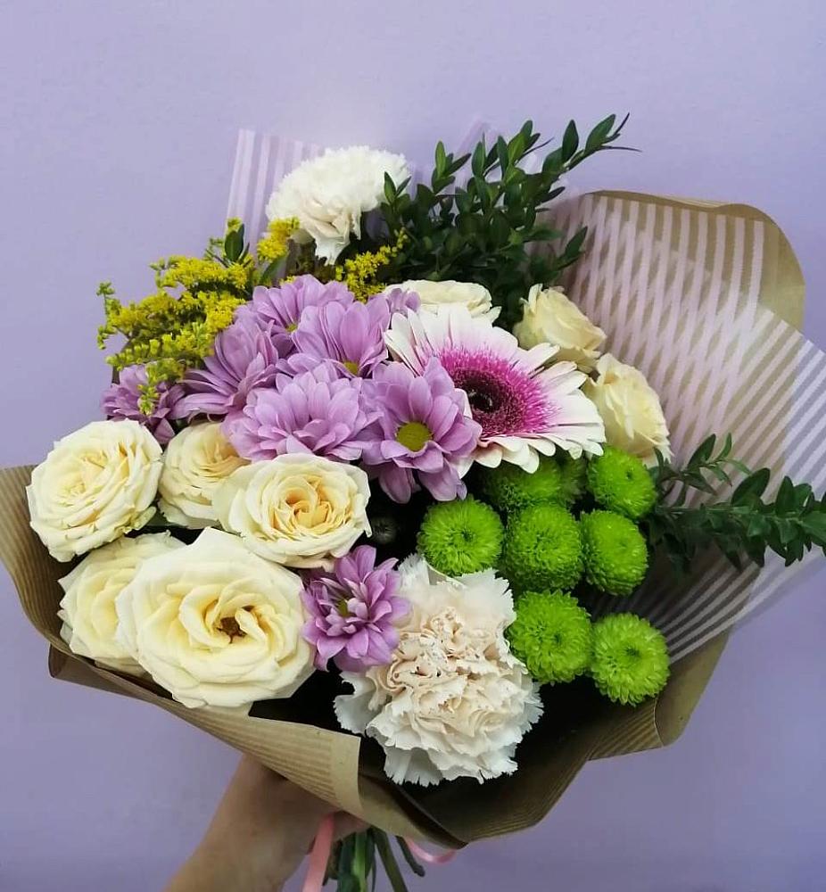 Букет цветов из: Хризантемы, Розы, Гвоздики и Герберы в Новоильинском