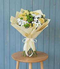 Букет цветов из:  Хризантемы и Розы в Новоильинском