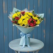Букет цветов из:  Альстромерии и Хризантемы в Новоильинском