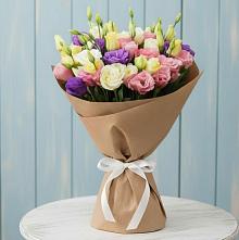 Букет цветов из:  Лизиантусы в Новоильинском