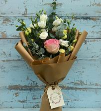 Букет цветов из:  Розы и Лизиантусы в Новоильинском